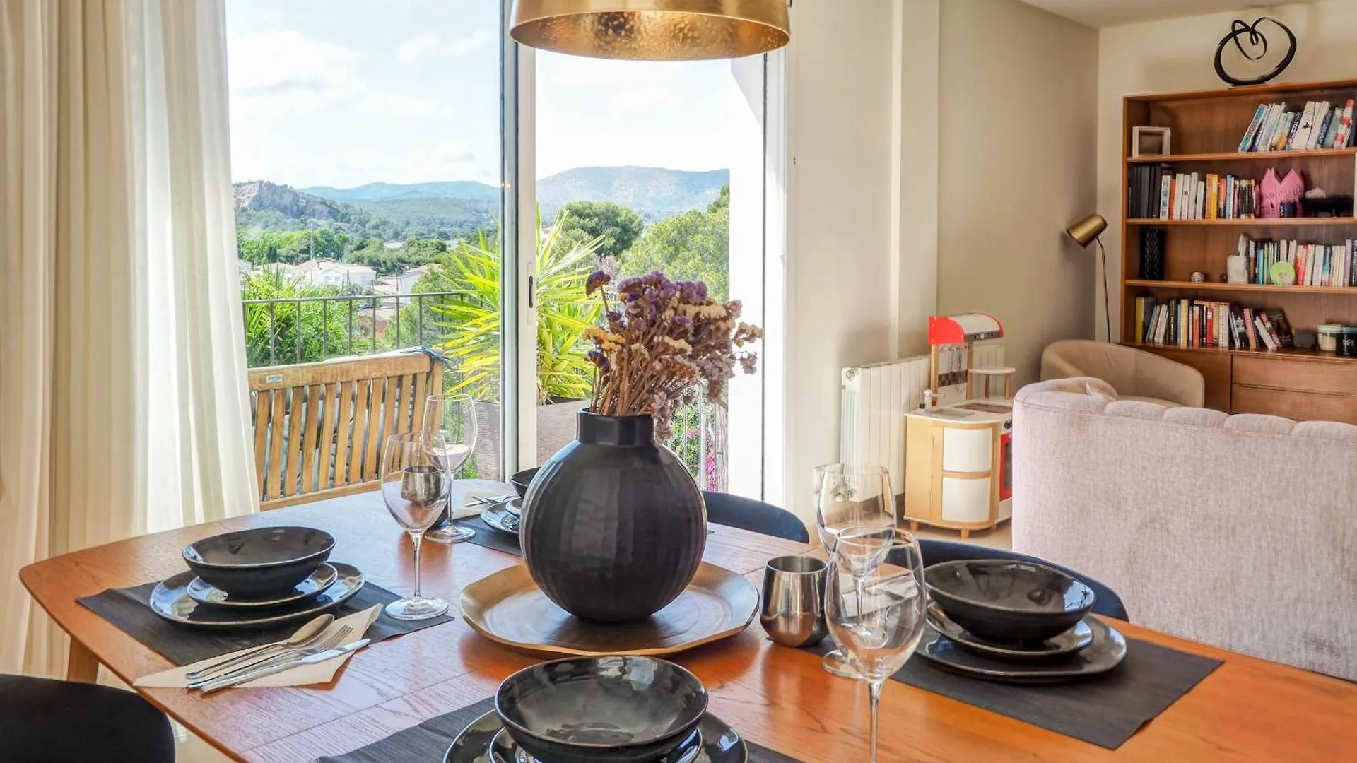Villa Riera By Hello Homes Sitges 0*,  İspanya
